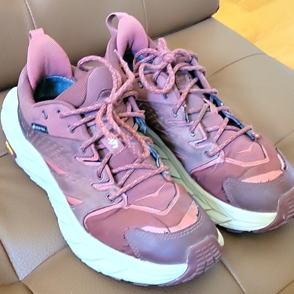 Hoka Size 6.5 Waterproof Anapaca